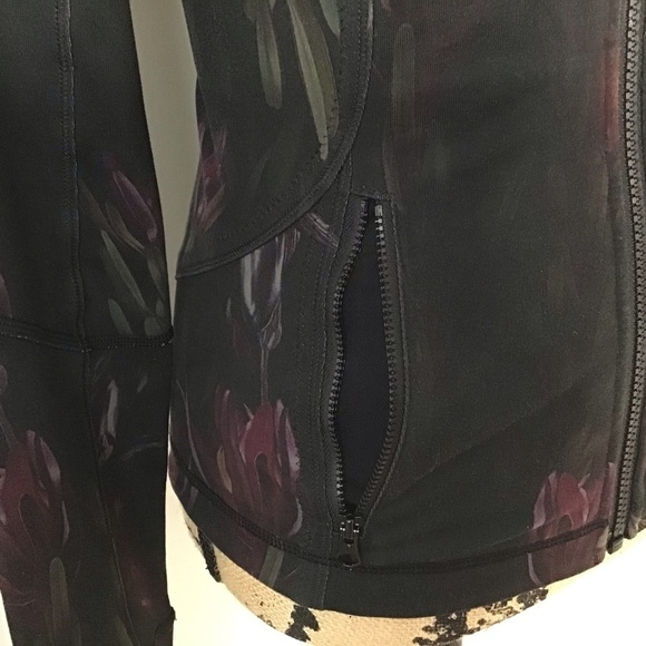 Lululemon Forme Jacket Cuffins Midnight Iris Multi - Picture 7 of 16